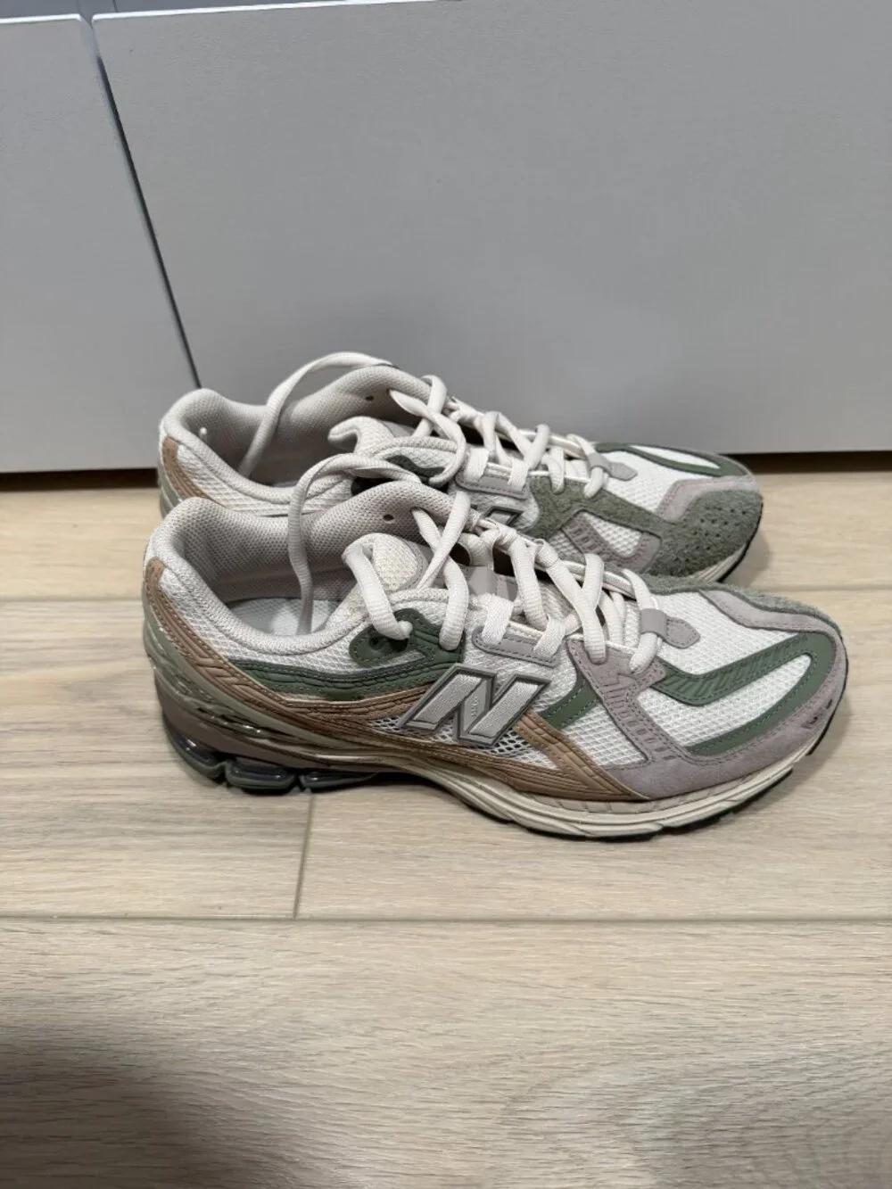 New Balance 1906u Linen Dark Olivine Size 11